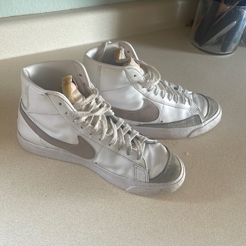 Nike blazers SOLD